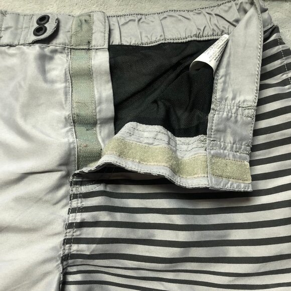 Jack & Jones Grey & Black Board Shorts Size Small - Picture 5 of 9